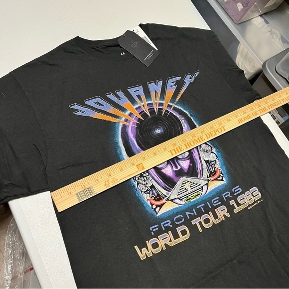 Journey Vintage Inspired Frontiers World Tour 1983 T-Shirt Junk Food Medium E - Picture 6 of 6